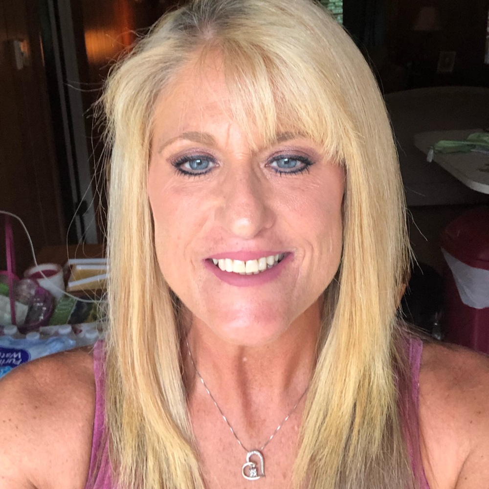Meet your Posher, Melanie